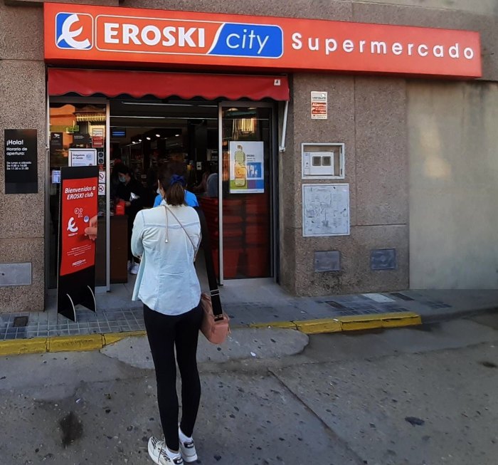 Eroski inaugura un nuevo supermercado franquiciado en Niebla, Huelva
